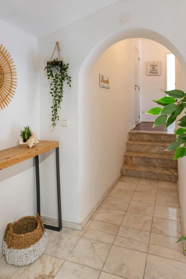 Vita Portucale ! Nook Beach Apartments Costa de Caparica Eksteriør billede