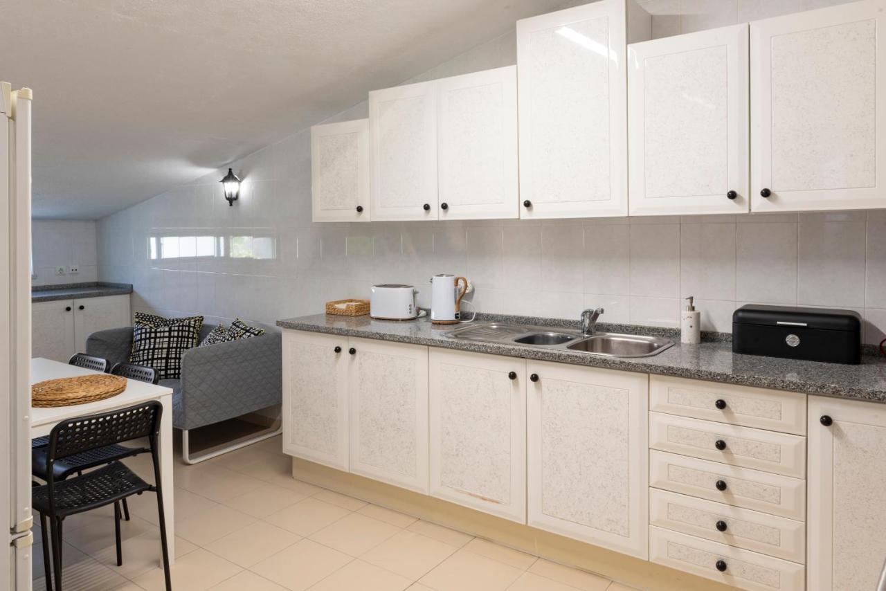 Vita Portucale ! Nook Beach Apartments Costa de Caparica Eksteriør billede